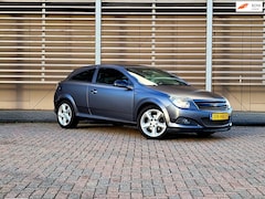 Opel Astra GTC - 1.6 Business Sport / Airco / Navi / Bluethoot / Multimedia / Pdc