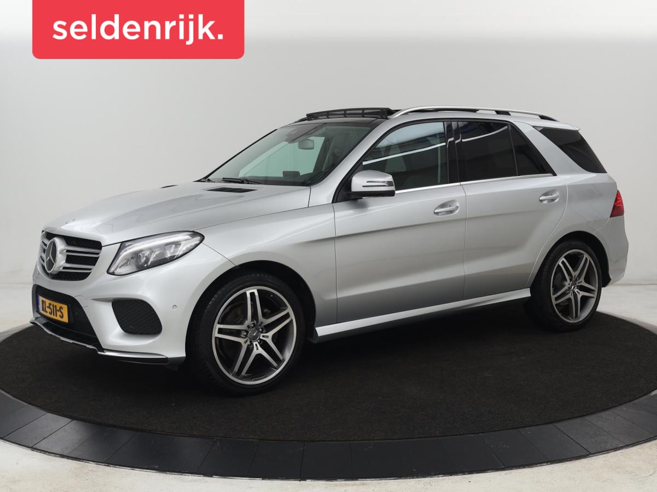 Mercedes-Benz GLE-Klasse - 350d 4MATIC AMG | Panoramadak | Adaptive cruise | 360 Camera | Leder | Trekhaak | Carplay - AutoWereld.nl