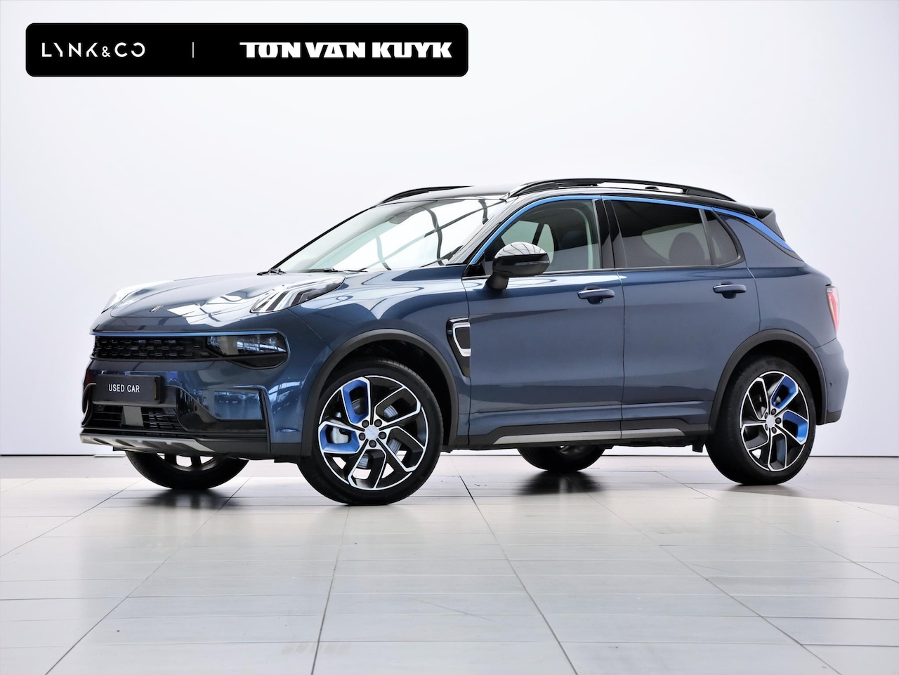 Lynk & Co 01 - 1.5 / Carplay / Camera / Adaptive Cruise / Panoramadak / Dodehoekdetectie / Stoelverwarmin - AutoWereld.nl