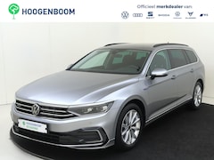 Volkswagen Passat Variant - 1.4 TSI PHEV GTE Business | LED matrix verlichting | Navigatie | Achteruitrijcamera | 3-zo