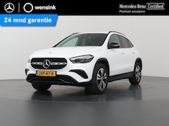 Mercedes-Benz GLA-Klasse - 250 e Luxury Line | Trekhaak | Multibeam | Getint glas | Widescreen | Stoelverwarming |