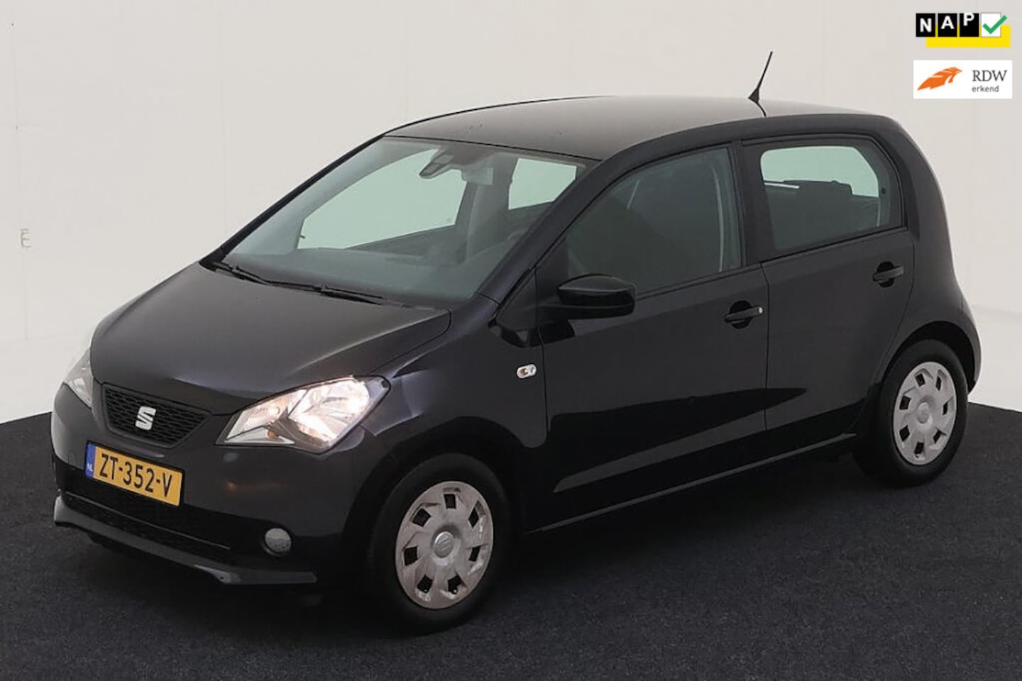 SEAT Mii - 1.0 Style Intense NAP - AutoWereld.nl