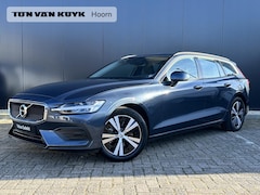 Volvo V60 - 2.0 B3 Essential Edition let op 5600 km Adaptive cruise control/ nav/tel/ trekhaak