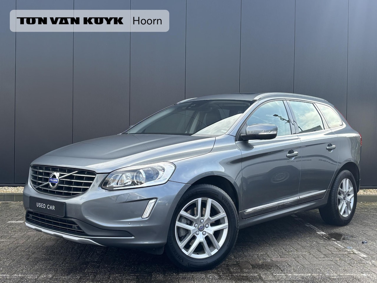 Volvo XC60 - 2.0 T5 FWD Polar+ leer/ schuifdak/ standkachel/ climate line/ trekhaak/ 18 inch/ volvo on - AutoWereld.nl