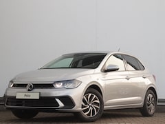 Volkswagen Polo - Life Edition 1.0 TSI 70 kW / 95 PK Hatchback 5 ver Camera | LED | Parkeersensoren | 15 inc