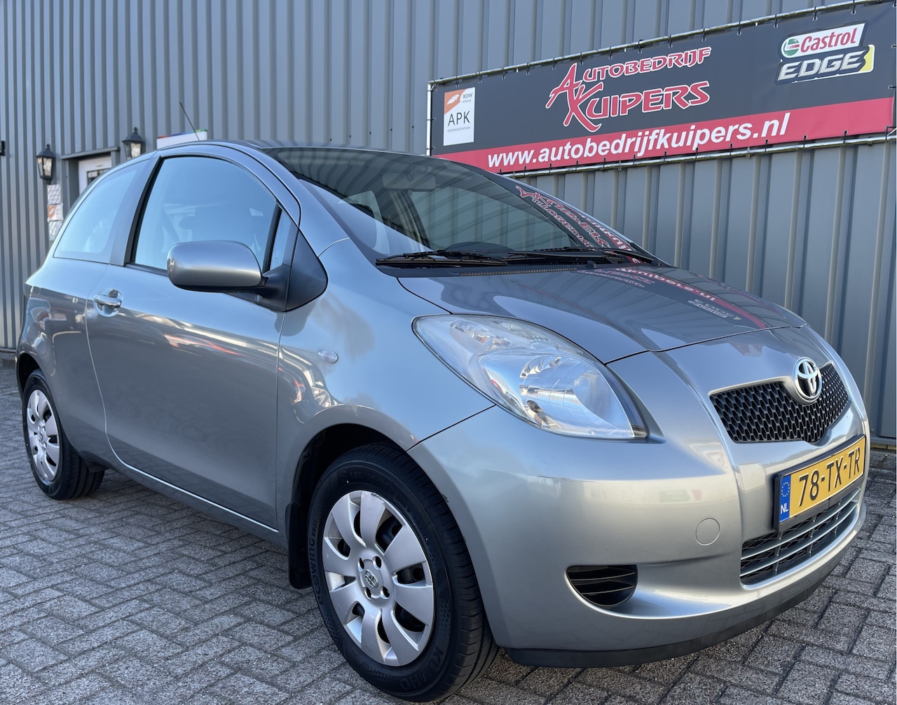 Toyota Yaris - 1.0 VVTi Sol Airco.Electr.pakket.Audio - AutoWereld.nl