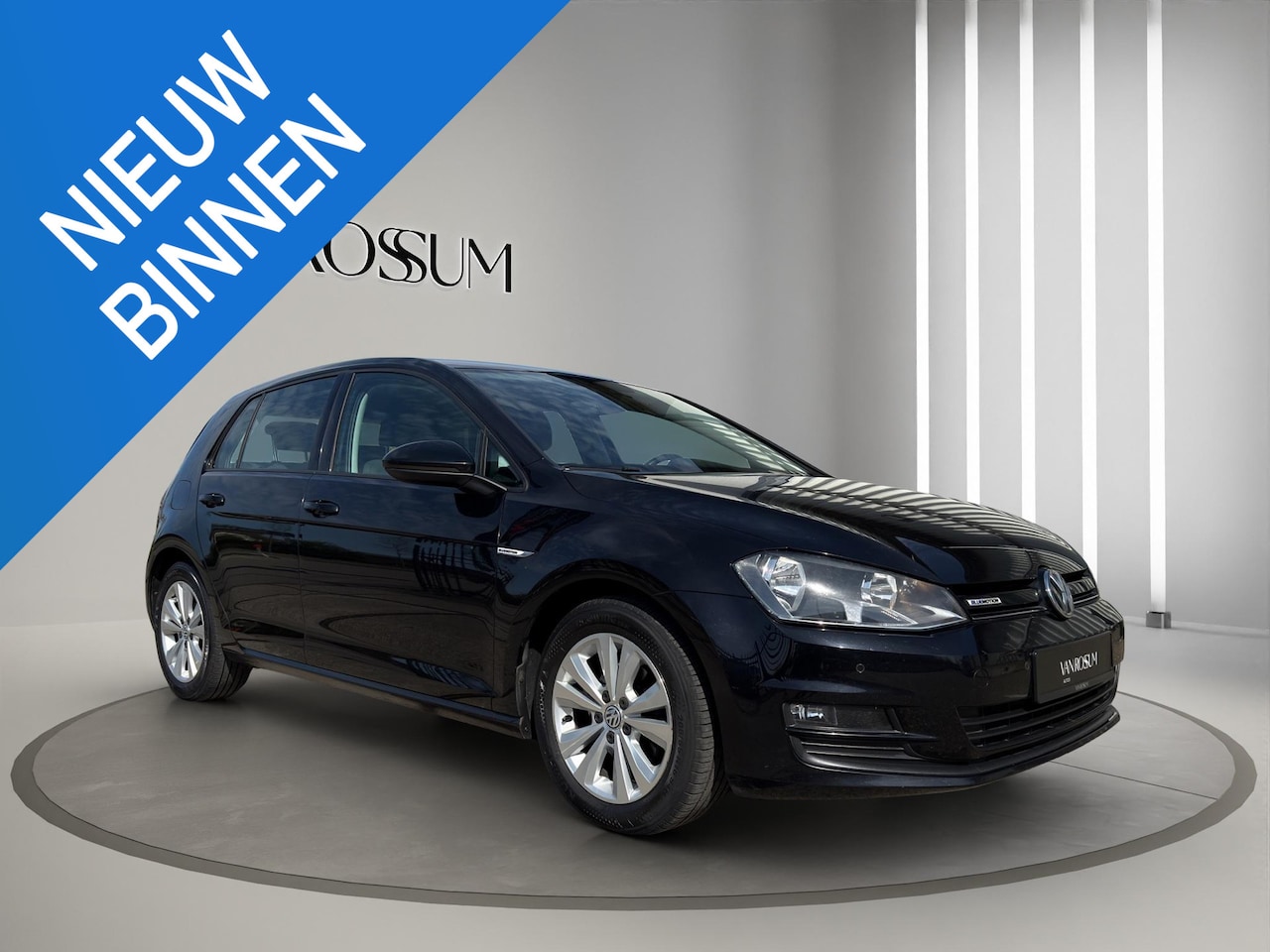 Volkswagen Golf - 1.0 TSI Comfortline 5Drs | Airco (automatisch)| 16"| Parksensors V+A | Apple Carplay/Andro - AutoWereld.nl