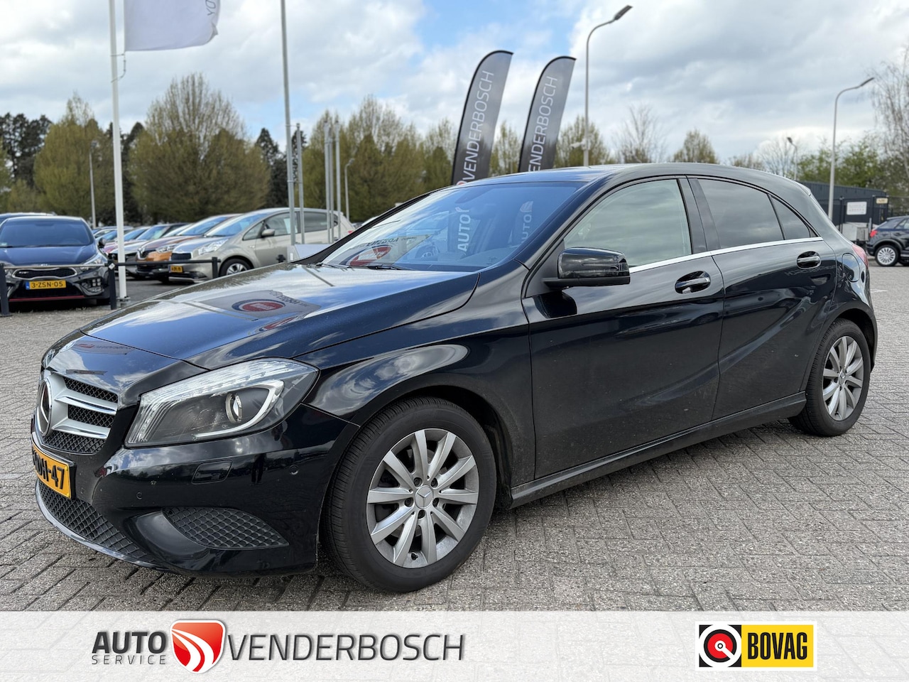 Mercedes-Benz A-klasse - 180 Ambition 123pk Camera | Navi | Trekhaak - AutoWereld.nl