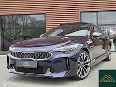 Kia Stinger - 2.0 T-GDI GT-Line Pano Acc Carplay Stuurwielverwarming Stoelkoeling Harman Kardon