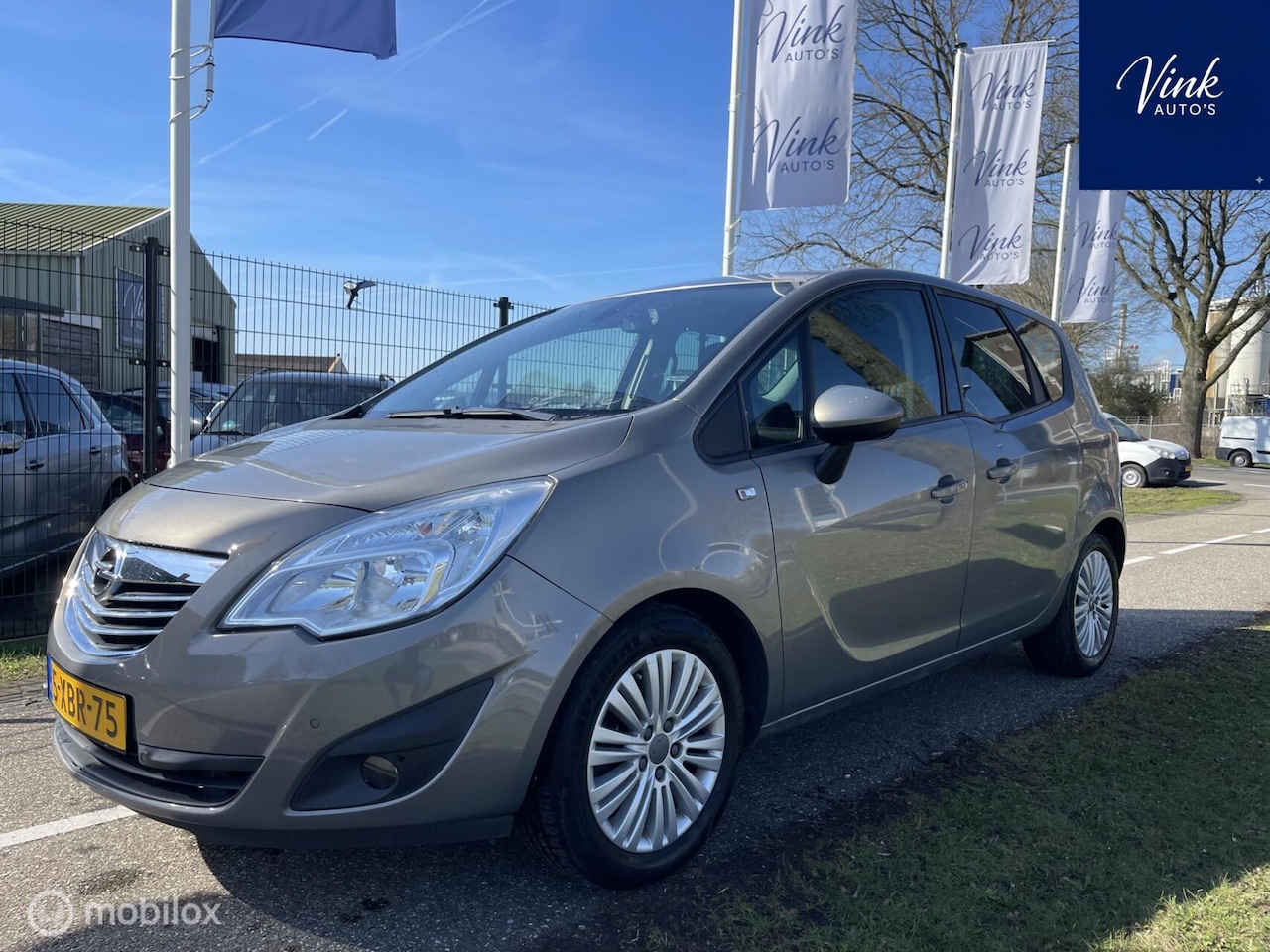 Opel Meriva - 1.4 Turbo Cosmo | AUTOMAAT | 1E EIGENAAR | Hoge instap | Airco | Trekhaak - AutoWereld.nl