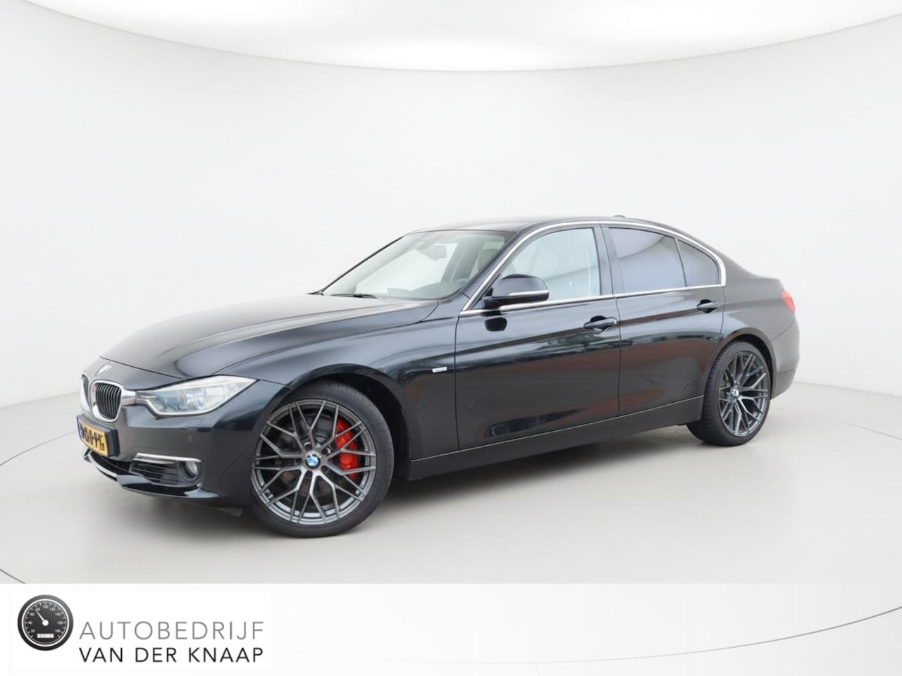 BMW 3-serie - 335i | 6 Cilinder | | Clima | Cruise | Multimedia/Navi | Stoelverwarming | Leder | PDC + C - AutoWereld.nl
