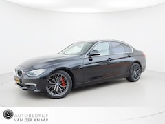 BMW 3-serie - 335i | 6 Cilinder | | Clima | Cruise | Multimedia/Navi | Stoelverwarming | Leder | PDC + C
