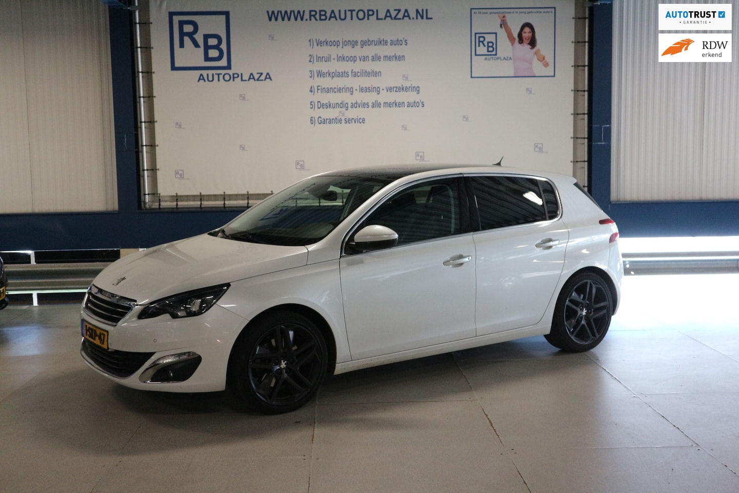 Peugeot 308 - 1.6 THP Allure 12 MAANDEN GARANTIE/ NIEUWE MOTOR/ VOL IN OPTIES! - AutoWereld.nl