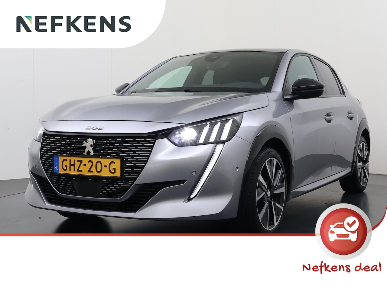 Peugeot 208 - 1.2 PureTech GT 130pk Automaat | Navigatie | Camera achter | Panoramisch glazen dak | Crui - AutoWereld.nl