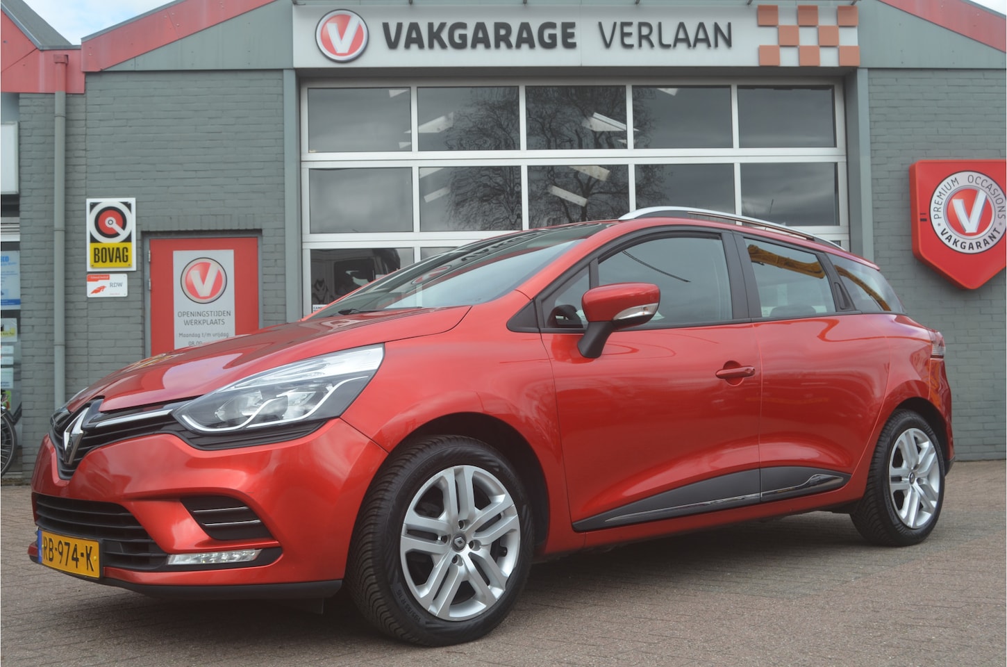Renault Clio Estate - 0.9 TCe Zen trekhaak 12 mnd.gar. - AutoWereld.nl