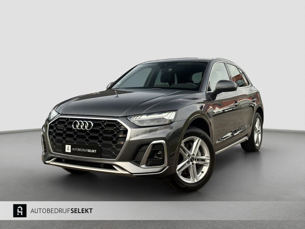 Audi Q5 - 50 TFSI e S-line | SOH 99%| Trekhaak | Sfeer | Matrix | Camera | ACC | Keyless | Carplay | - AutoWereld.nl