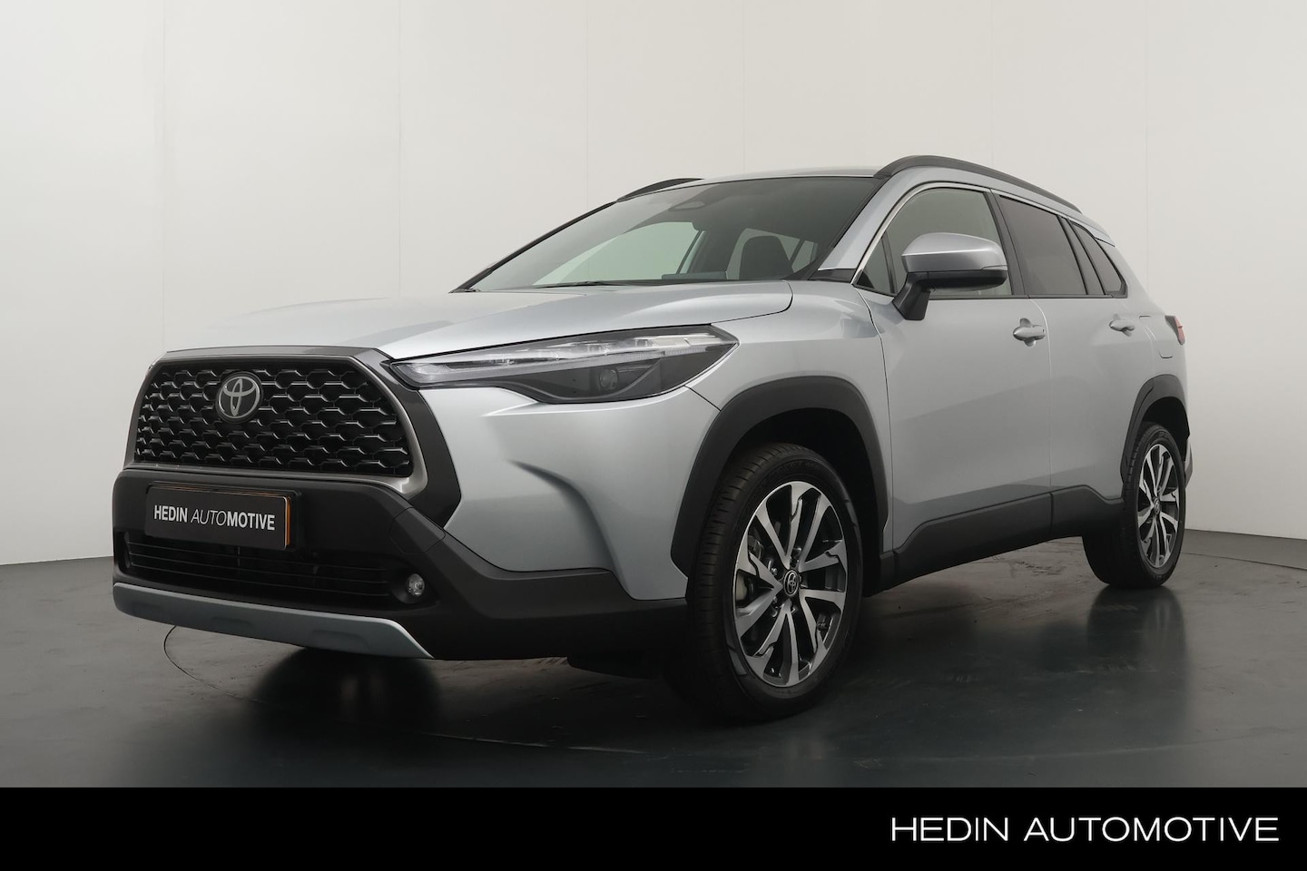 Toyota Corolla Cross - Hybrid 140 Dynamic Elektrische achterklep | Adaptive cruise control | Keyless Entry | Appl - AutoWereld.nl