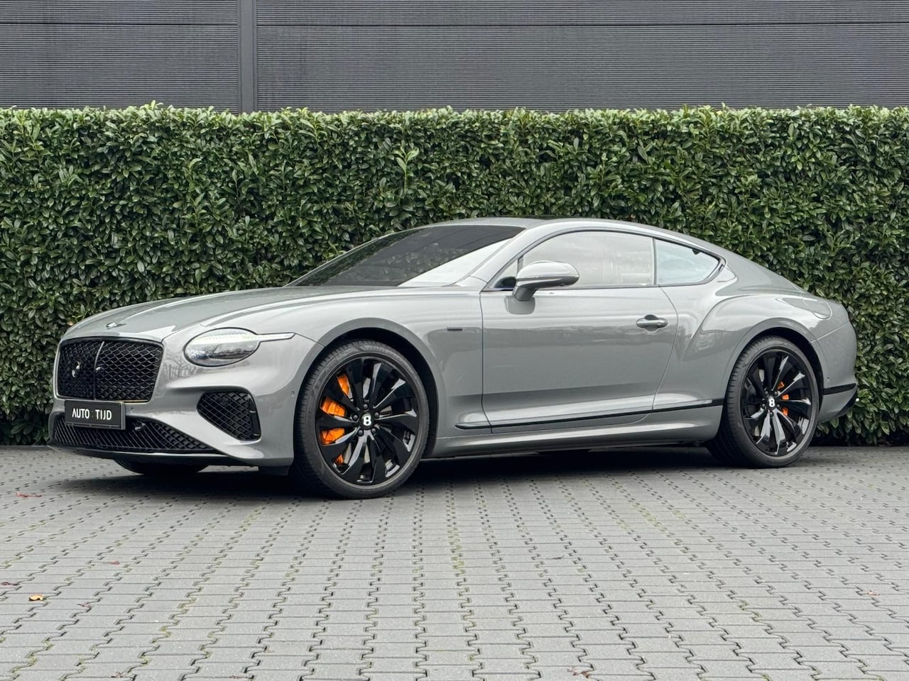 Bentley Continental GT - 4.0 V8 Hybrid BLACK EDITION MULLINER, BTW AUTO, PANORAMIC ROOF, ROTATING DISPLAY, TOURING - AutoWereld.nl