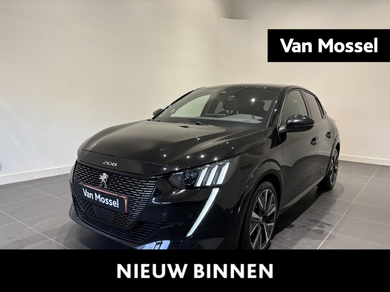 Peugeot 208 - 1.2 PureTech GT-Line | Automaat | Camera | 17" Lichtmetalen velgen | Navigatie - AutoWereld.nl