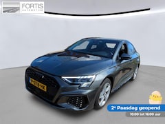 Audi A3 Limousine - 30 TFSI S edition NL-AUTO | 1/2 LEDER | CARPLAY