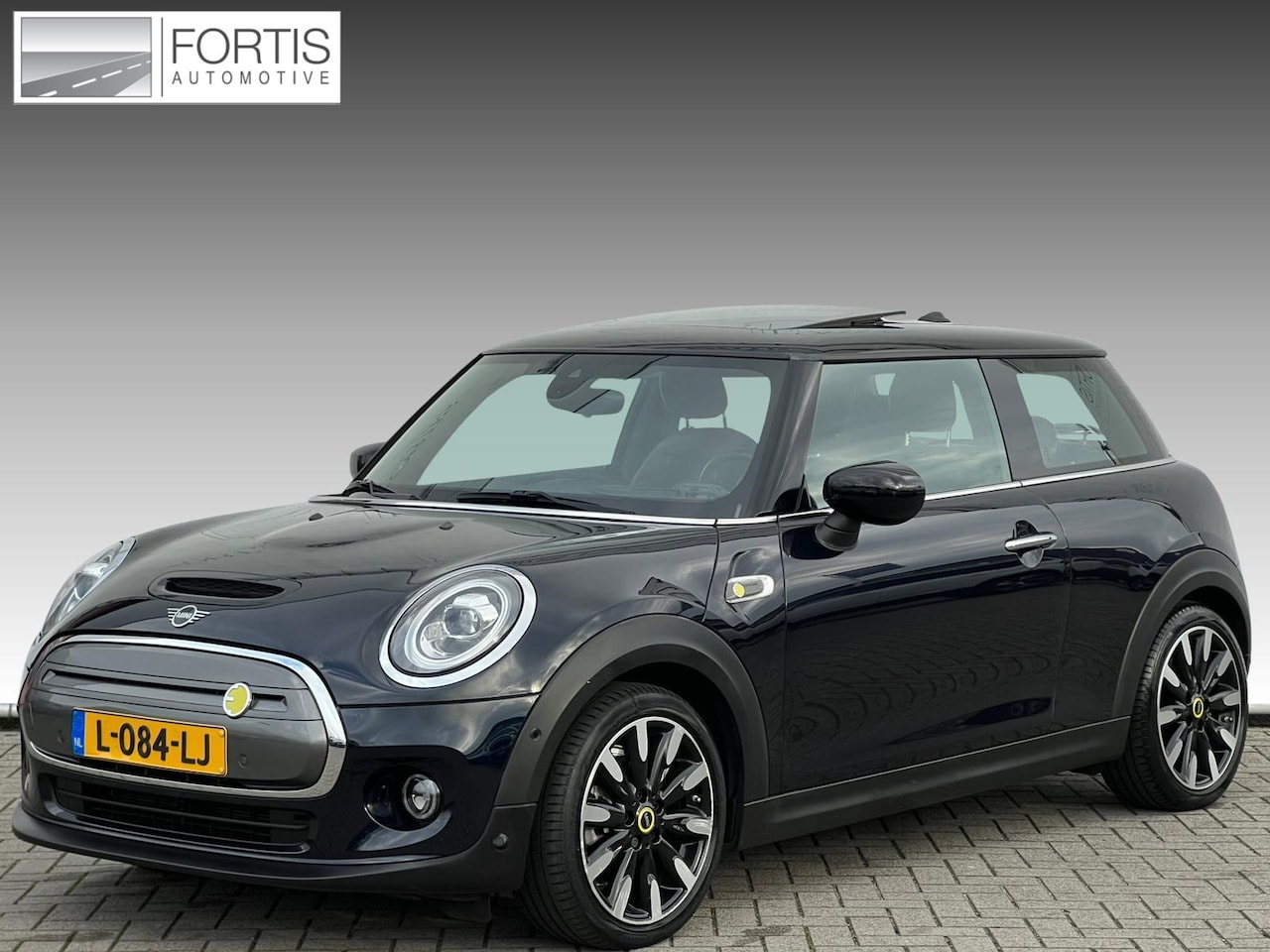 MINI Mini-Electric - Classic 33 kWh NL-AUTO | PANODAK | LEDER - AutoWereld.nl