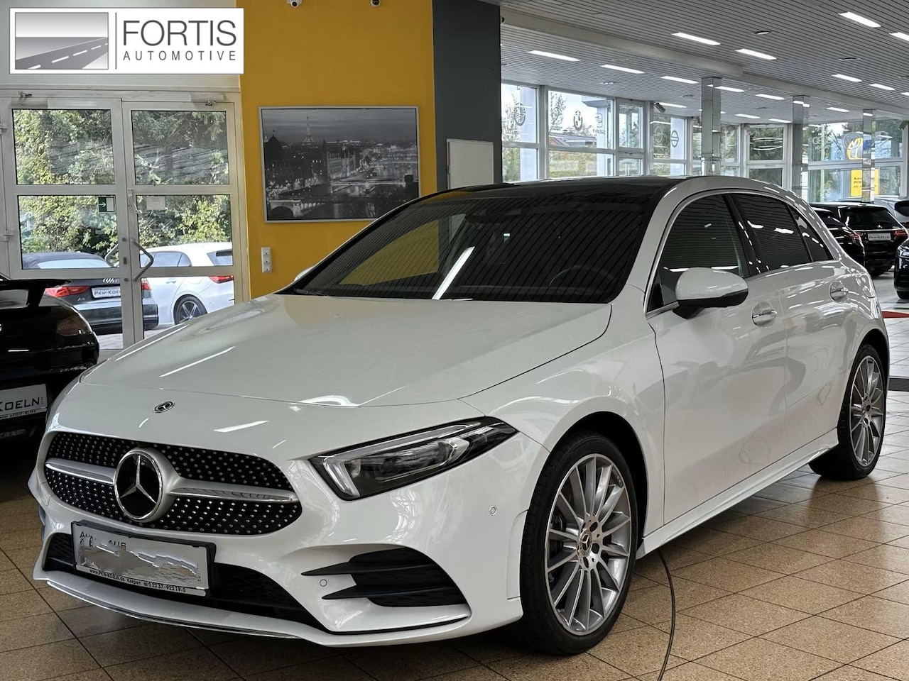 Mercedes-Benz A-klasse - 250e AMG ** LED, MBUX+, DISTR, PANORAMA, HuD, 2-Zone CLIMA, 19-inch LMV,  ** 1e EIG - UNFA - AutoWereld.nl