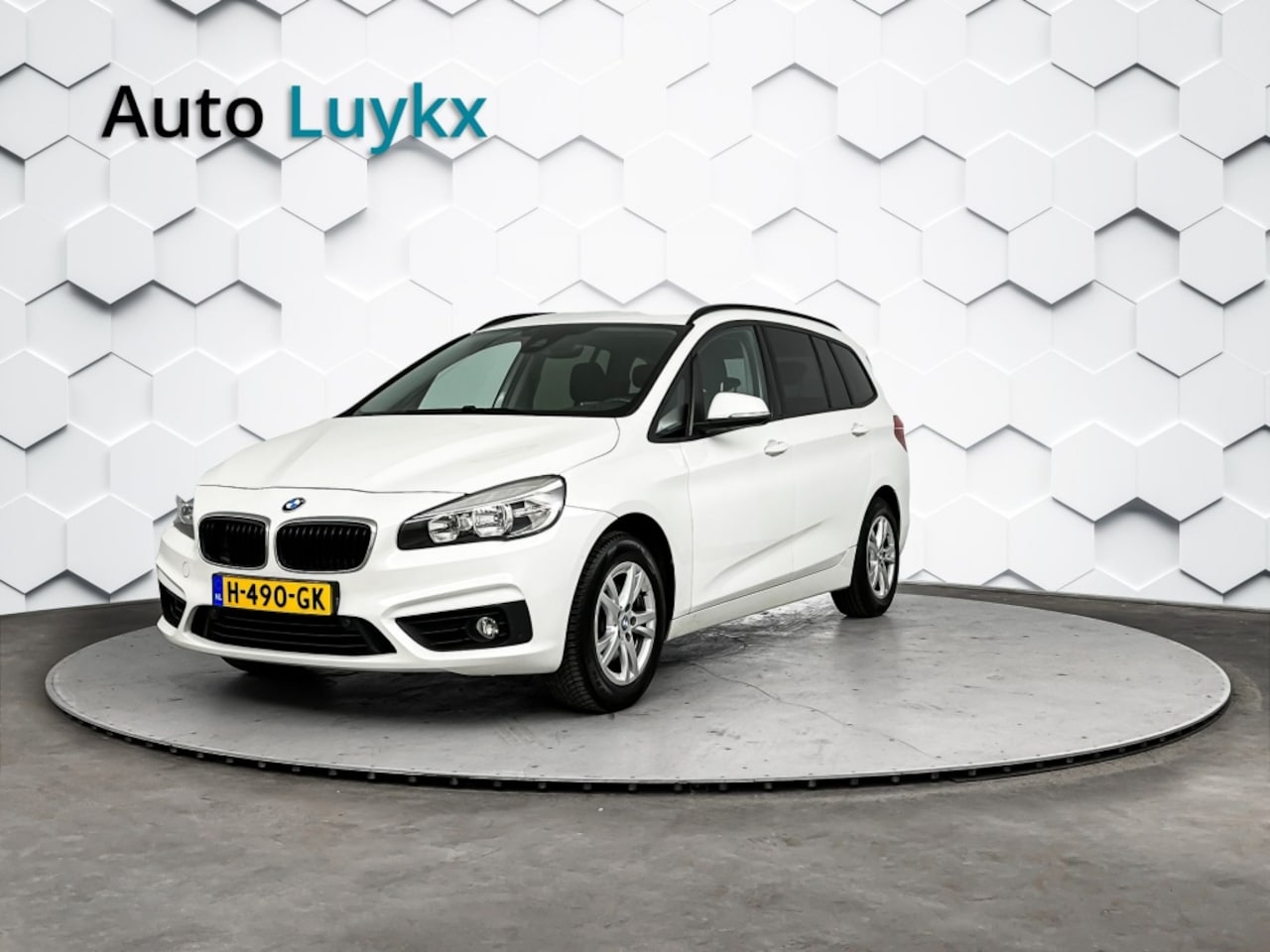 BMW 2-serie Gran Tourer - 216i Gran Tourer Essential | Navigatie | Climate Control | Cruise Control - AutoWereld.nl