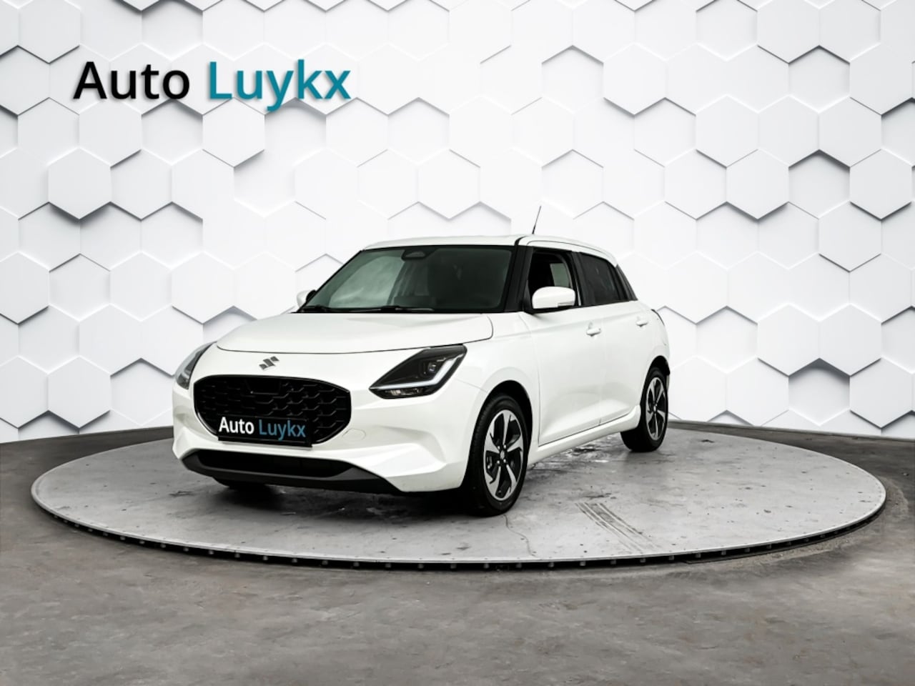 Suzuki Swift - 1.2 Style Smart Hybrid | Voorraad | €2.300,- actiekorting! - AutoWereld.nl