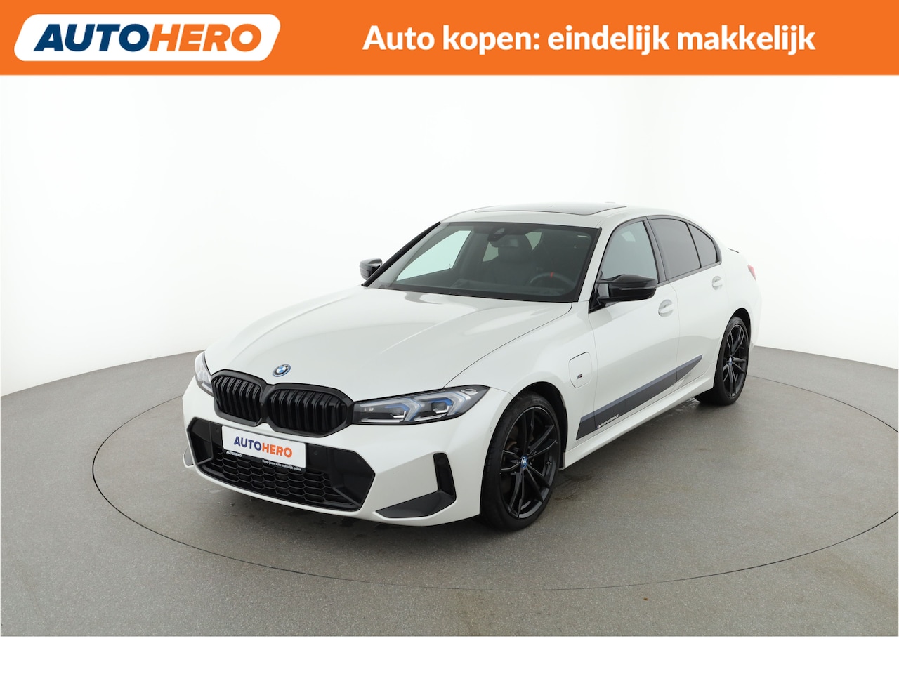 BMW 3-serie - 320e DK34688 - AutoWereld.nl