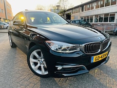 BMW 3-serie Gran Turismo - 320i High Executive LEDER PANO PDC