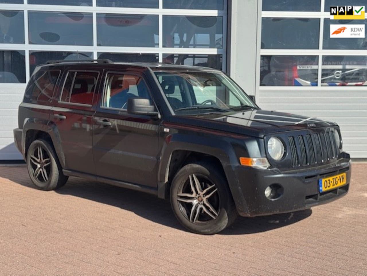Jeep Patriot - 2.4 Limited 4X4 - Trekhaak - Carplay - Leder - AutoWereld.nl