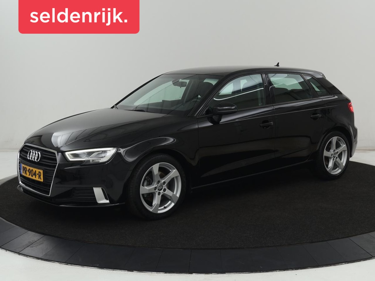 Audi A3 Sportback - 1.0 TFSI Sport | Sportstoelen | Full LED | Navigatie | Parkeerhulp | Cruise control | Airc - AutoWereld.nl