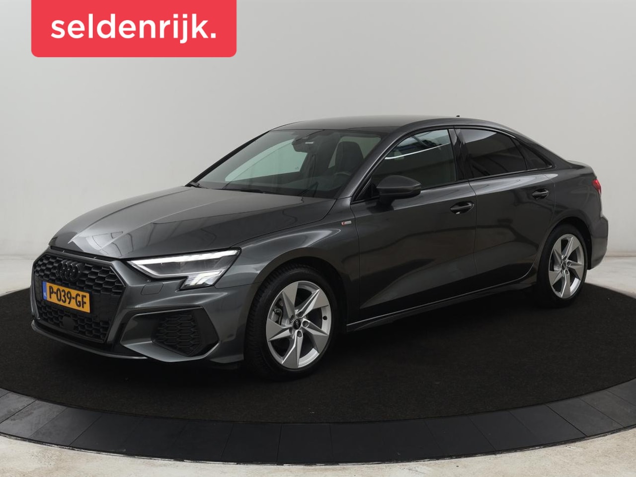 Audi A3 - 30 TFSI S edition | Sportstoelen | Carplay | Virtual Cockpit | Half leder | Climate contro - AutoWereld.nl