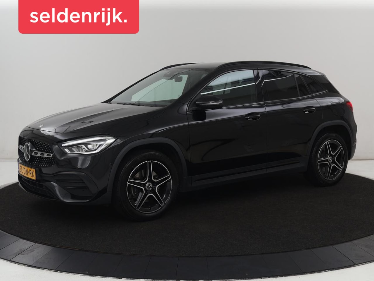 Mercedes-Benz GLA-Klasse - 250e AMG Night | Adaptive cruise | Stoelverwarming | Camera | Half leder | Park Assist | L - AutoWereld.nl
