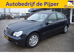 Mercedes-Benz C-klasse - 180 K. Classic , UNIEKE ORGINEEL NEDERLANDSE AUTO , BOEKJES, NAP EN ONDERHOUDSHISTORIE AAN