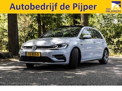 Volkswagen Golf - 1.5 TSI Highline Business R , PANORAMDAK , BOEKJES, NAP EN ONDERHOUDSHISTORIE