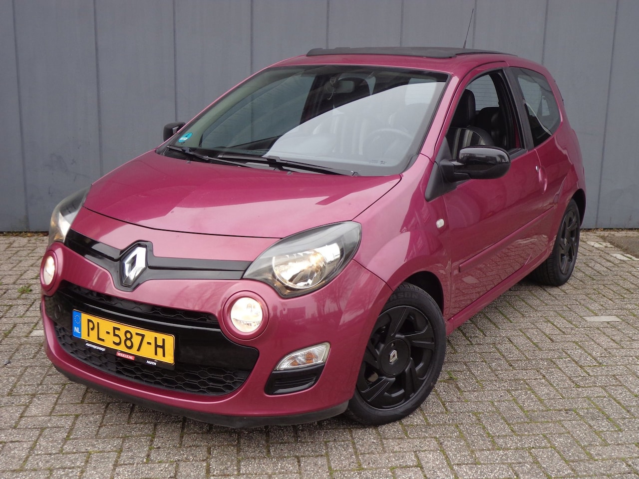 Renault Twingo - 1.2i 16V Dynamique Vol Onderh,Cabriodak - AutoWereld.nl
