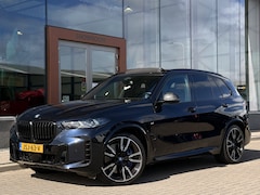 BMW X5 - xDrive50e M-Sport | Carbon | Pano | Memory | Stoelverwarming / Verkoeling | Led | Soft-Clo