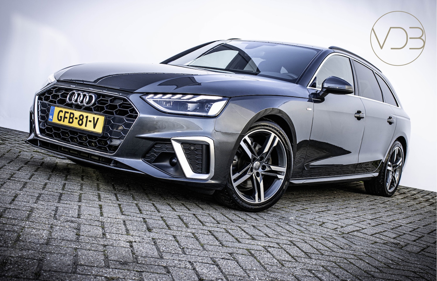 Audi A4 Avant - 35 TFSI 3x S-Line Sport 150pk Automaat - AutoWereld.nl