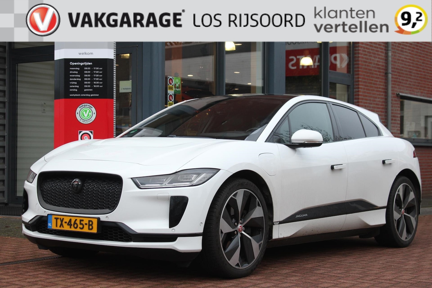 Jaguar I-PACE - EV400 *SE* | SOH 96.5% | Carplay | Camera | Panoramadak | Cruise & Climate Control | PDC | - AutoWereld.nl