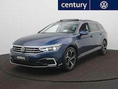 Volkswagen Passat Variant - 1.4 TSI PHEV GTE Business DSG / Panoramadak / Adaptive cruise / Wegklapbare trekhaak