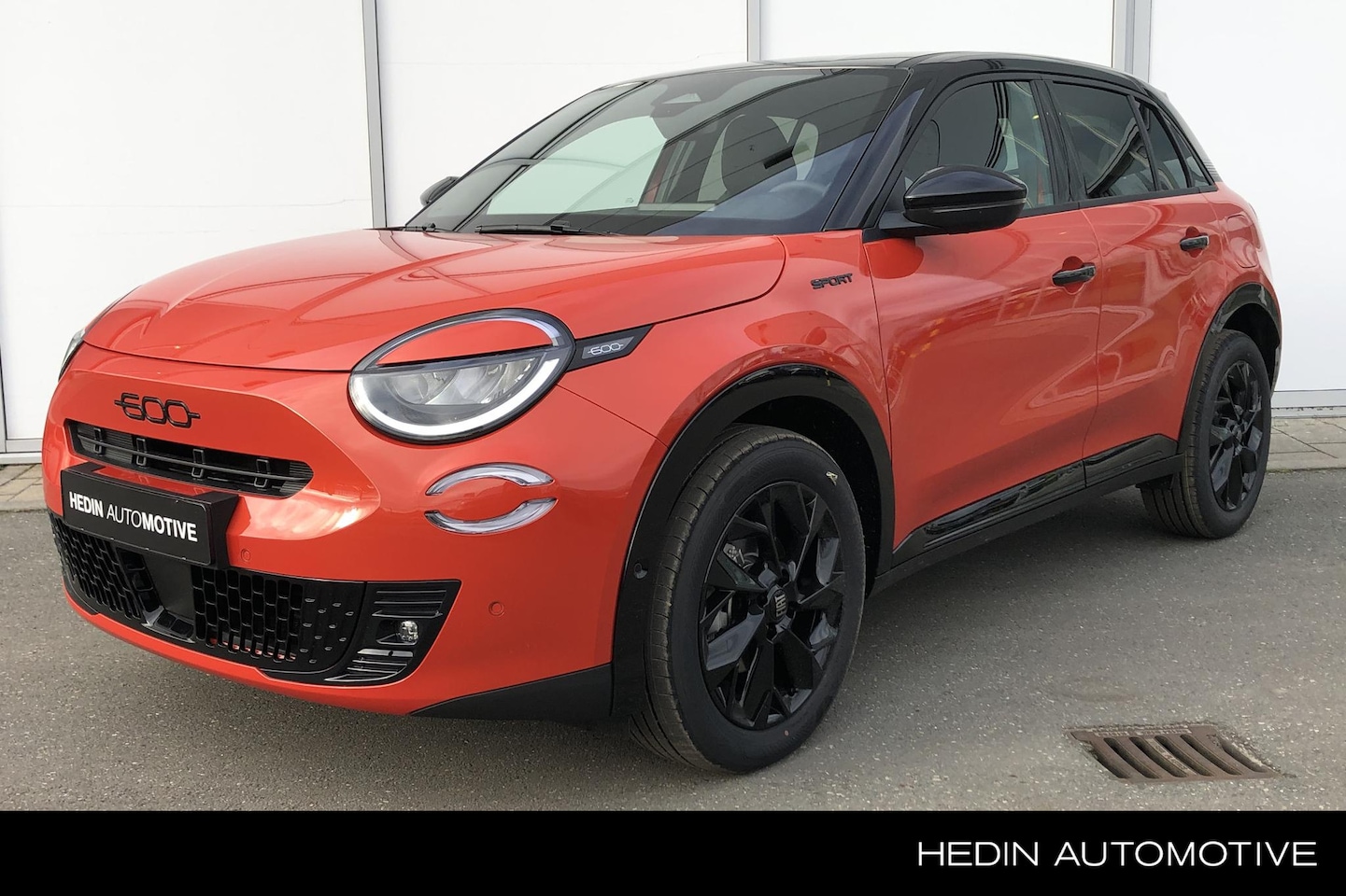 Fiat 600e - SPORT La Prima 54 kWh Navigatie | Achteruitrijcamera | Climate Control | Stoelverwarming | - AutoWereld.nl