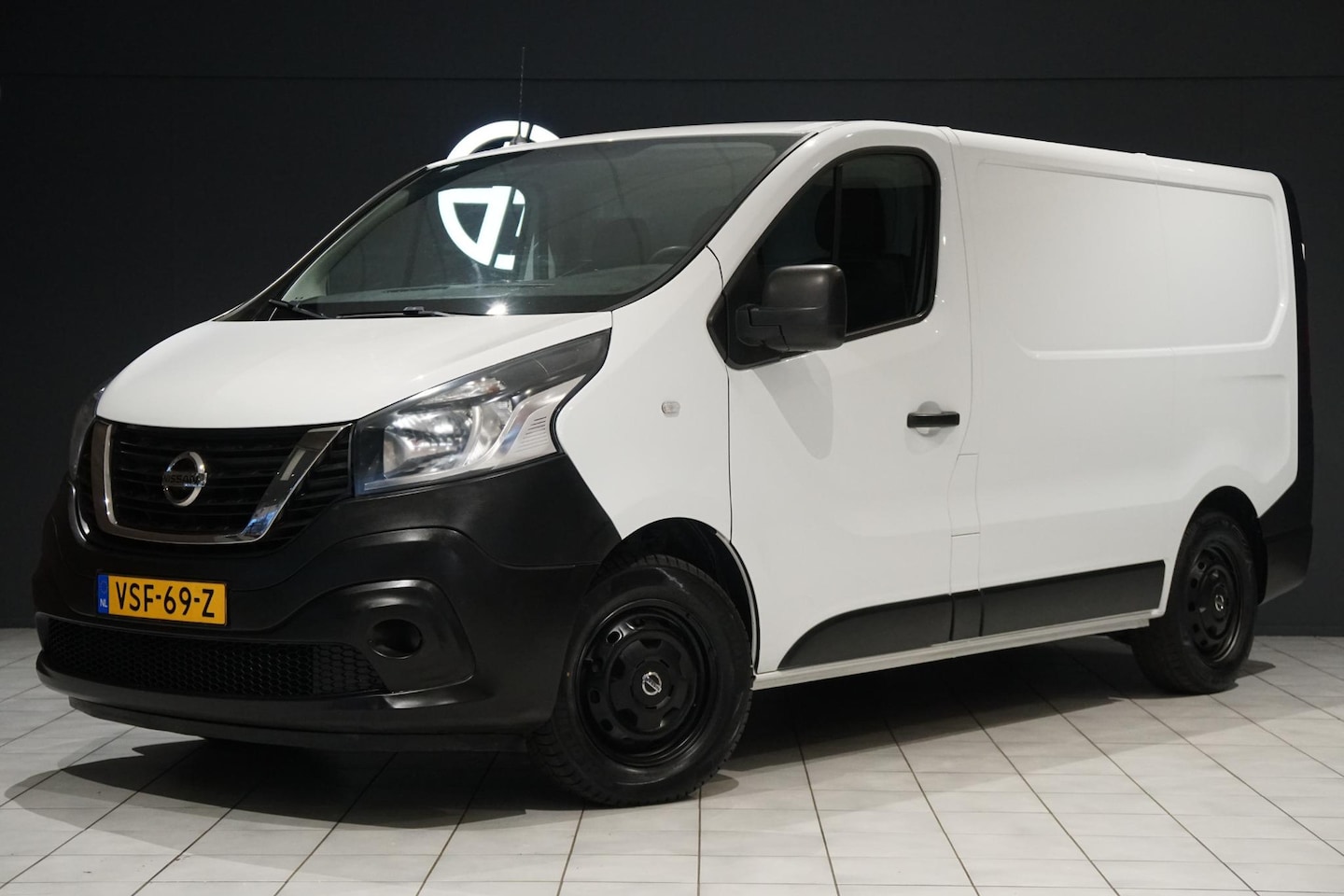 Nissan nv300 - 1.6 dCi 95 L1H1 Visia + INBOUW / OMVORMER / SENSOREN - AutoWereld.nl