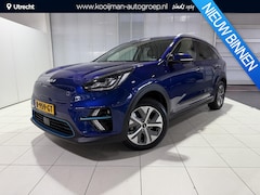 Kia e-Niro - ExecutiveLine 64 kWh SOH 98.1 Stoel en Stuur verwarming, Schuif kantel dak, Apple Carplay/