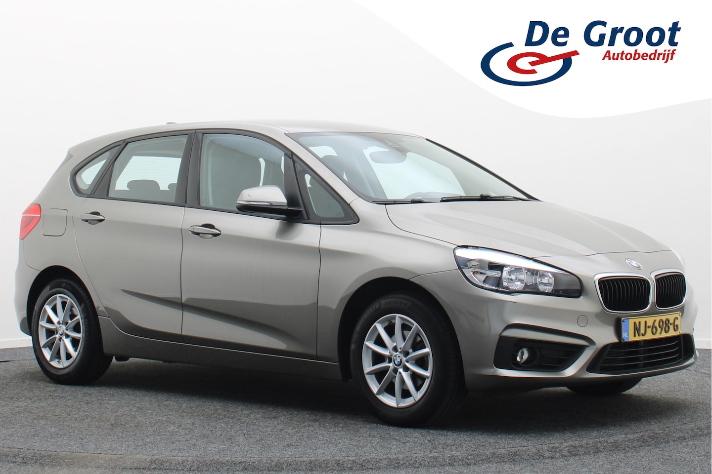 BMW 2-serie Active Tourer - 216i LED, Climate, Cruise, Bluetooth, PDC - AutoWereld.nl