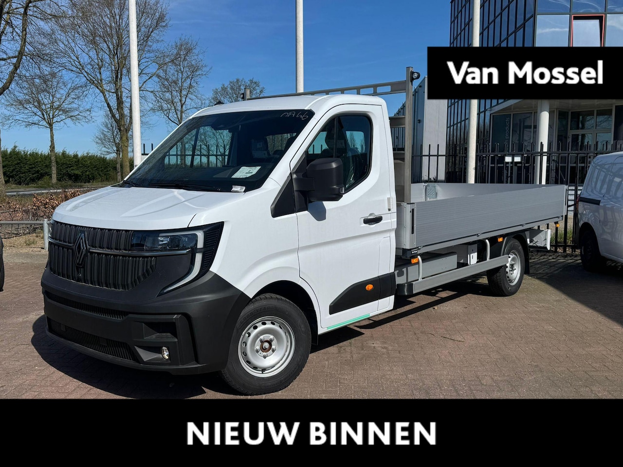 Renault Master E-Tech - T35 L3 Advance long range 87 kWh open laadbak | Snel leverbaar! | Achteruitrijcamera | Sta - AutoWereld.nl