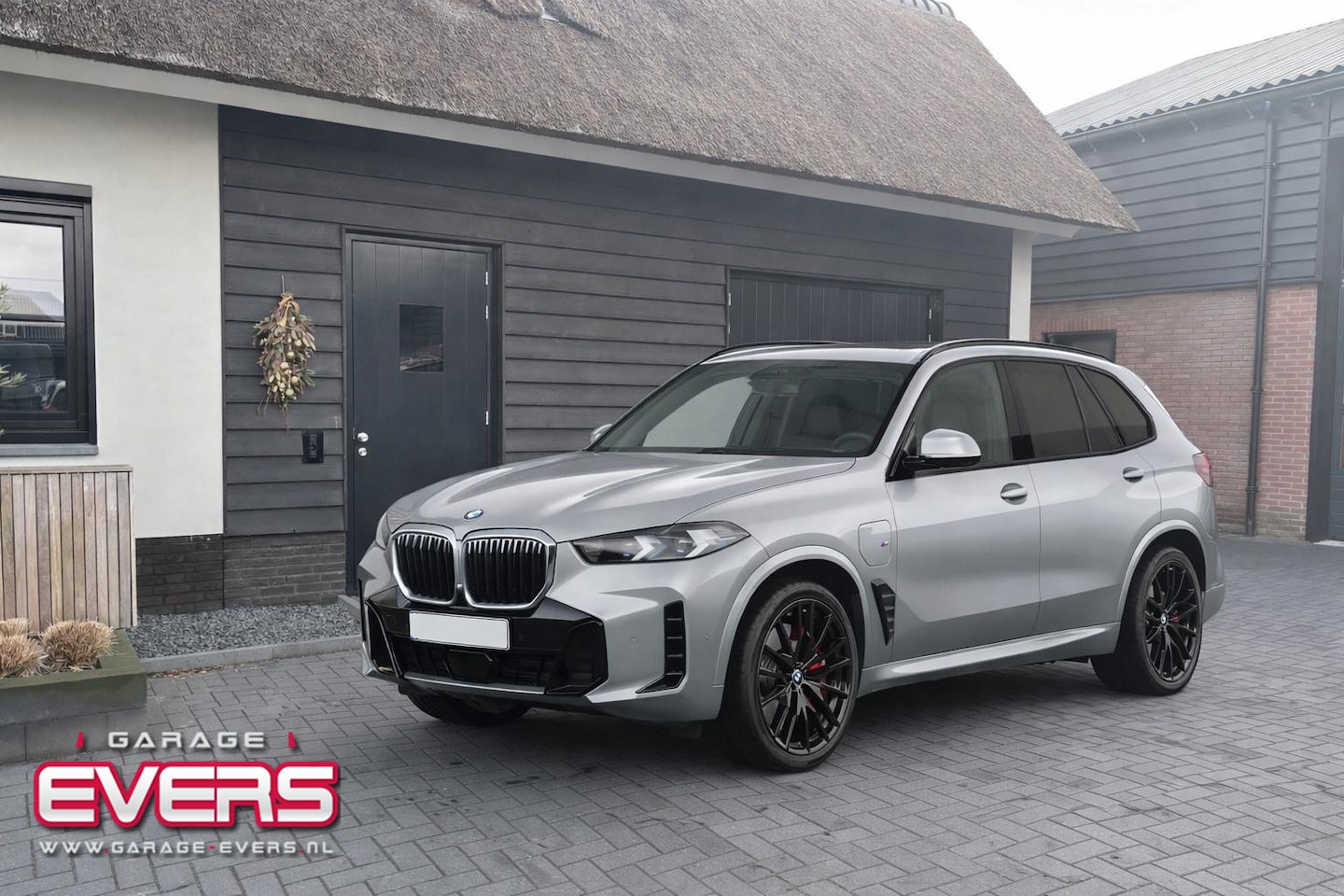 BMW X5 - xDrive50e M-Sport Pro, Pano, Trekhaak - AutoWereld.nl