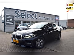 BMW 1-serie - 118i Business Edition\ Automaat nw model aple carplay