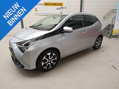 Toyota Aygo - 1.0 VVT-i x-joy Airco (automatisch) | Camera | automaat | Lichtmetalen velgen