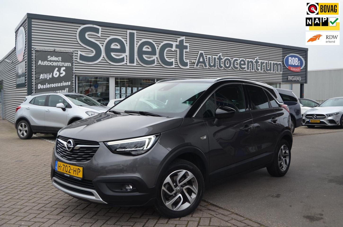 Opel Crossland X - 1.2 Turbo Innovation| MET NW. DISTRIBUTIE|ZWARTDAK|AUTOMAAT|CARPLAY|SENSOREN - AutoWereld.nl